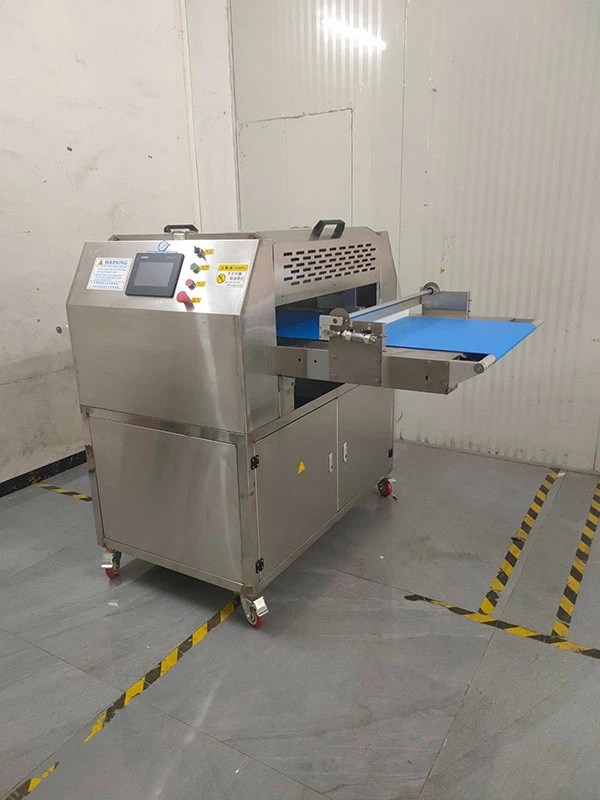 Swiss Roll Cake Cream Coating And Rolling Machine